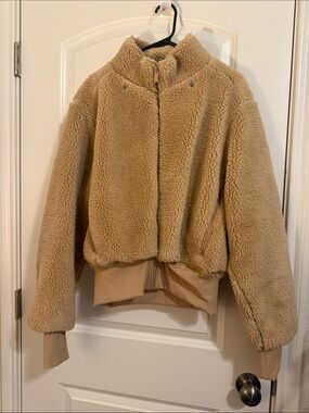 ALO Yoga Sherpa Jacket